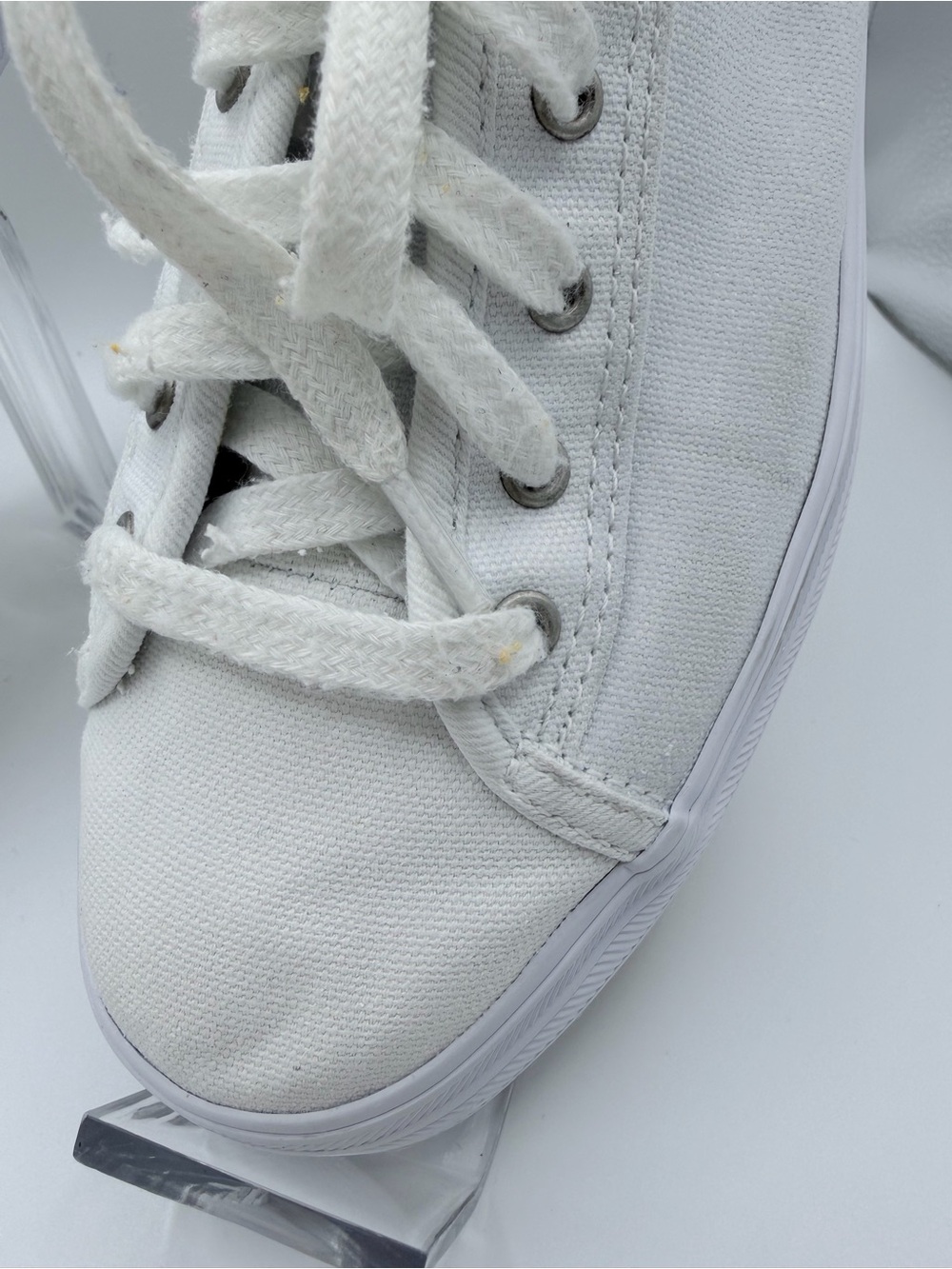Keds Women's White Sneakers - Size 8 - Excellent Condition + FREE Bonus! - Picture 5 of 7